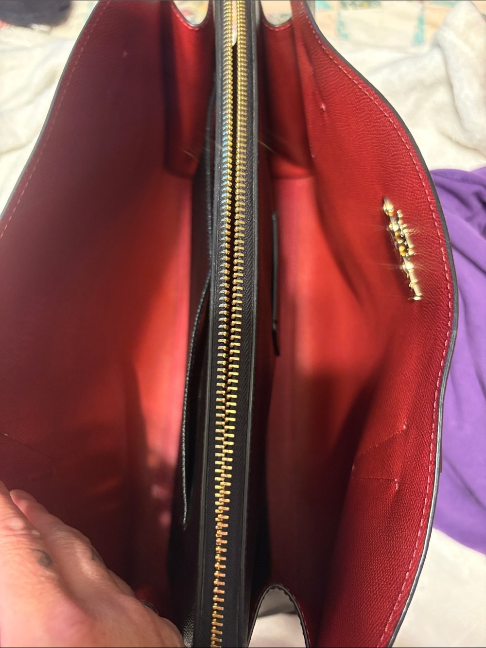 Authentic Coach Tatum Carryall 40. Excellent condition. - Picture 7 of 12